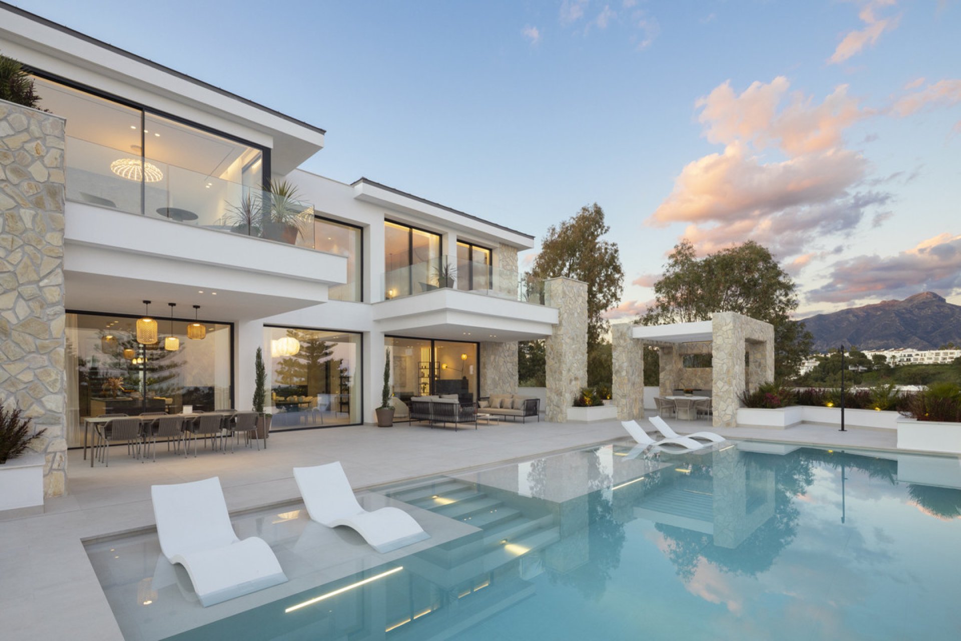 Reventa - House - Detached Villa - Benahavís - La Quinta