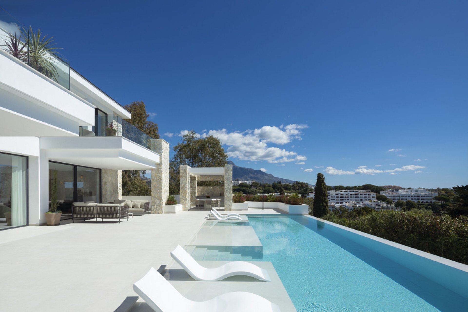 Reventa - House - Detached Villa - Benahavís - La Quinta