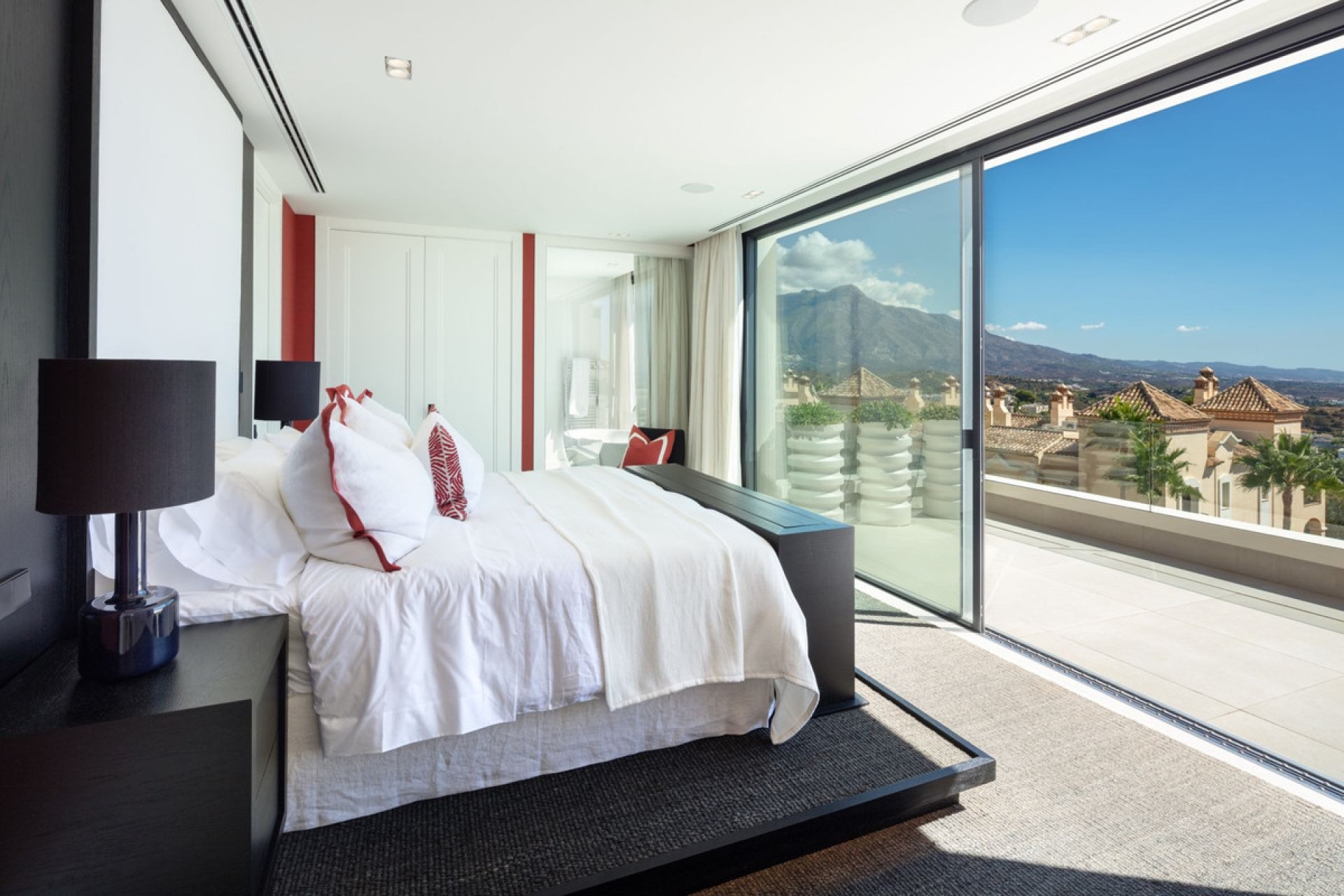 Reventa - House - Detached Villa - Benahavís - La Quinta