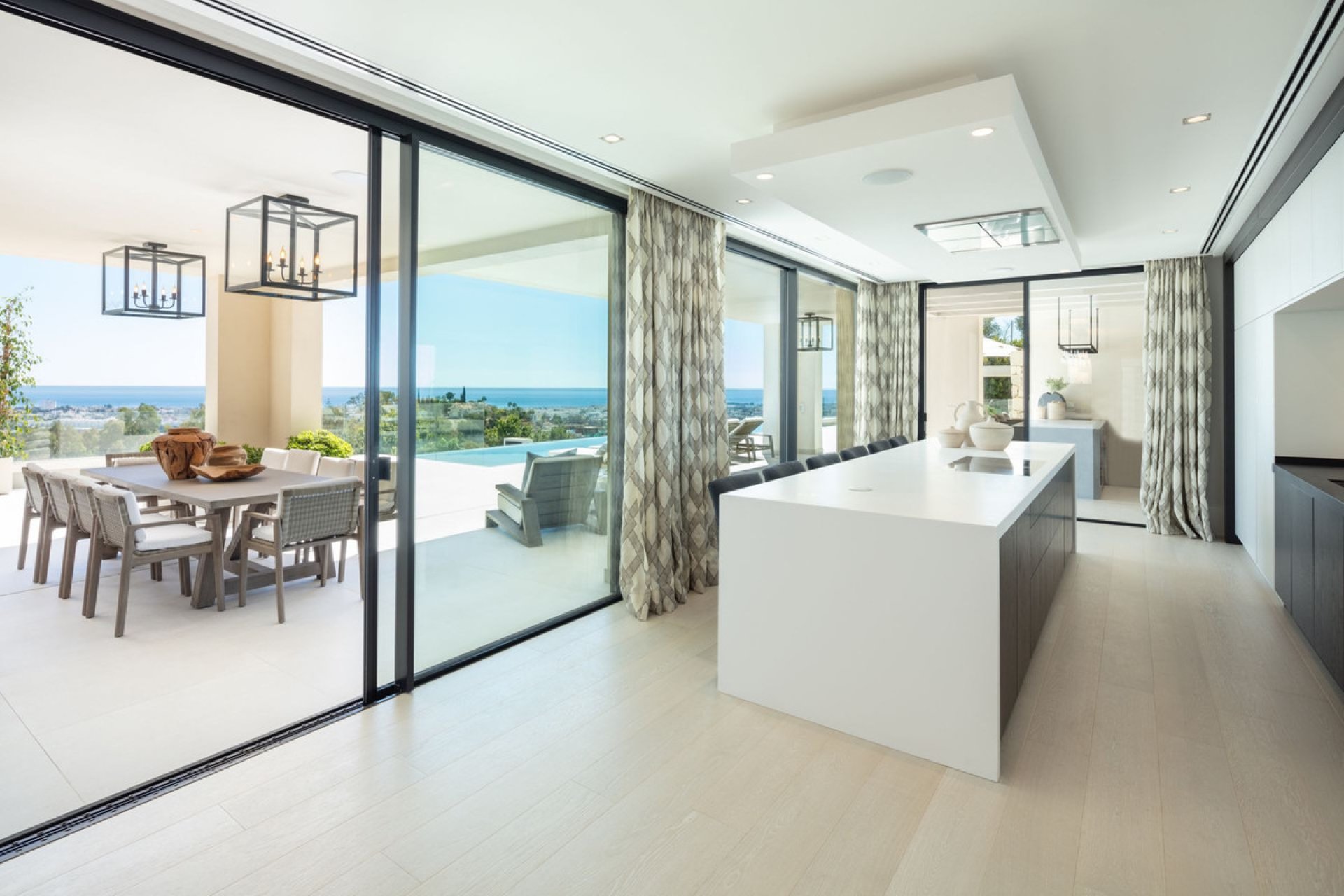 Reventa - House - Detached Villa - Benahavís - La Quinta