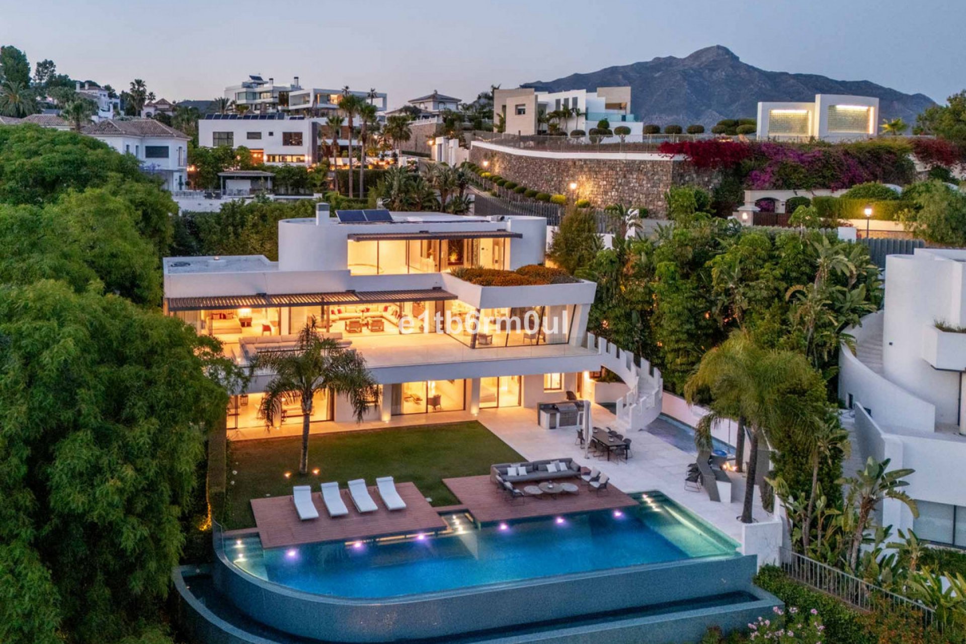 Reventa - House - Detached Villa - Benahavís - La Quinta