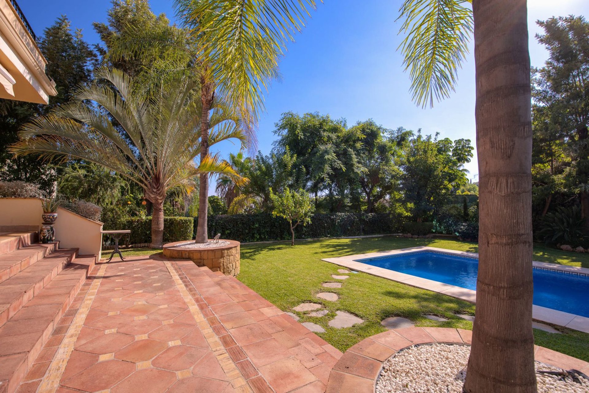 Reventa - House - Detached Villa - Benahavís - Los Arqueros