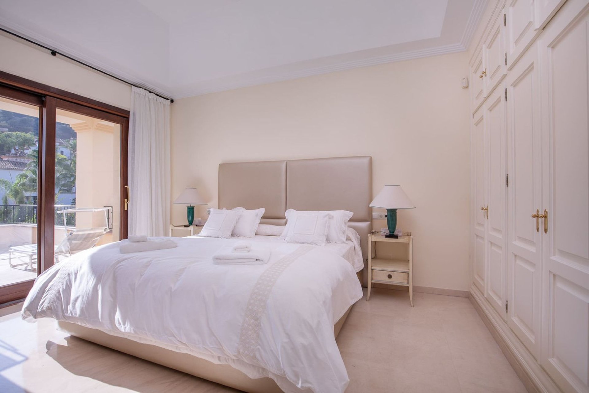 Reventa - House - Detached Villa - Benahavís - Los Arqueros