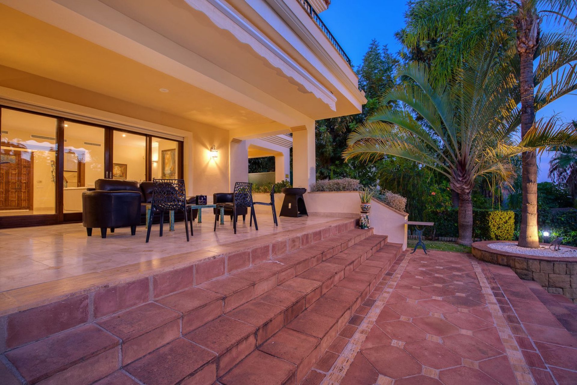 Reventa - House - Detached Villa - Benahavís - Los Arqueros