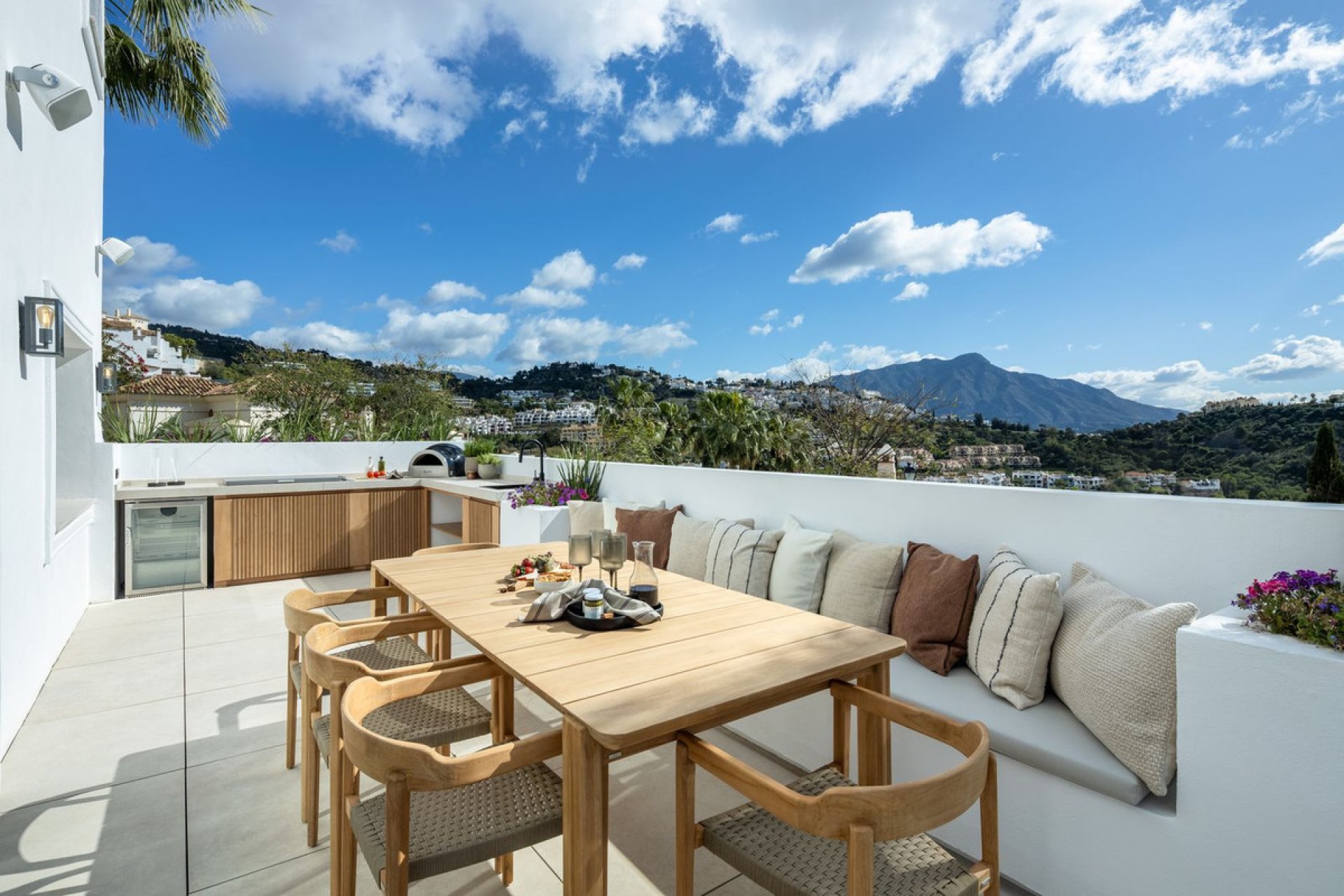 Reventa - House - Detached Villa - Benahavís - Los Arqueros