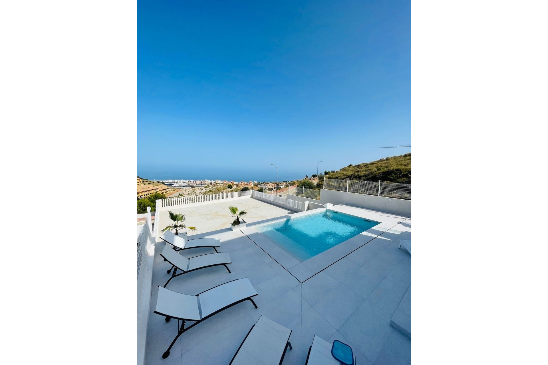 Reventa - House - Detached Villa - Benalmádena - Benalmadena Centro