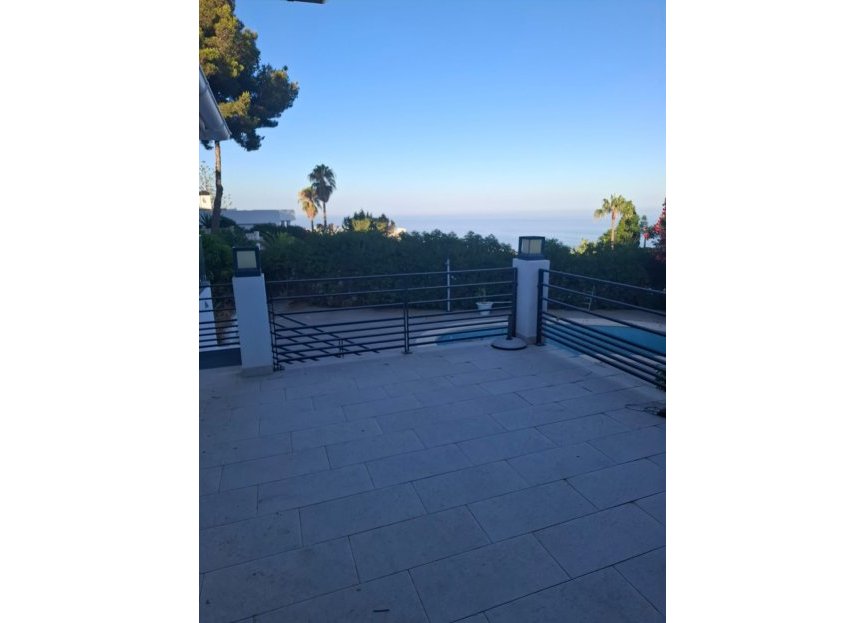 Reventa - House - Detached Villa - Benalmádena - Benalmadena Centro