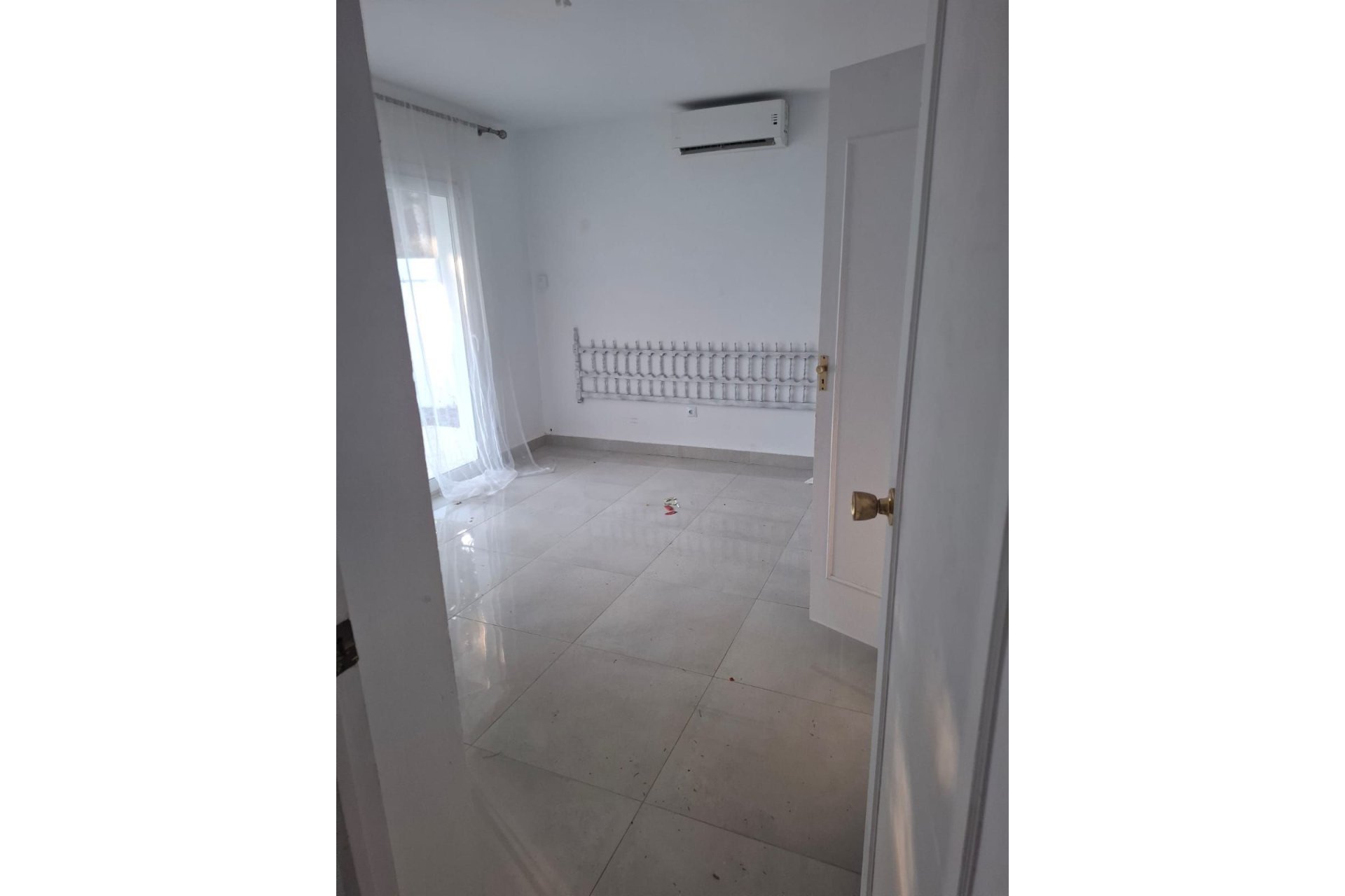 Reventa - House - Detached Villa - Benalmádena - Benalmadena Centro