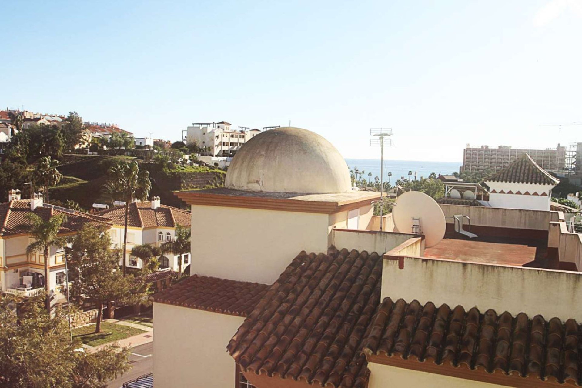 Reventa - House - Detached Villa - Benalmádena - Benalmadena Centro