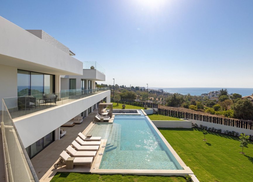 Reventa - House - Detached Villa - Benalmádena - Benalmadena Centro