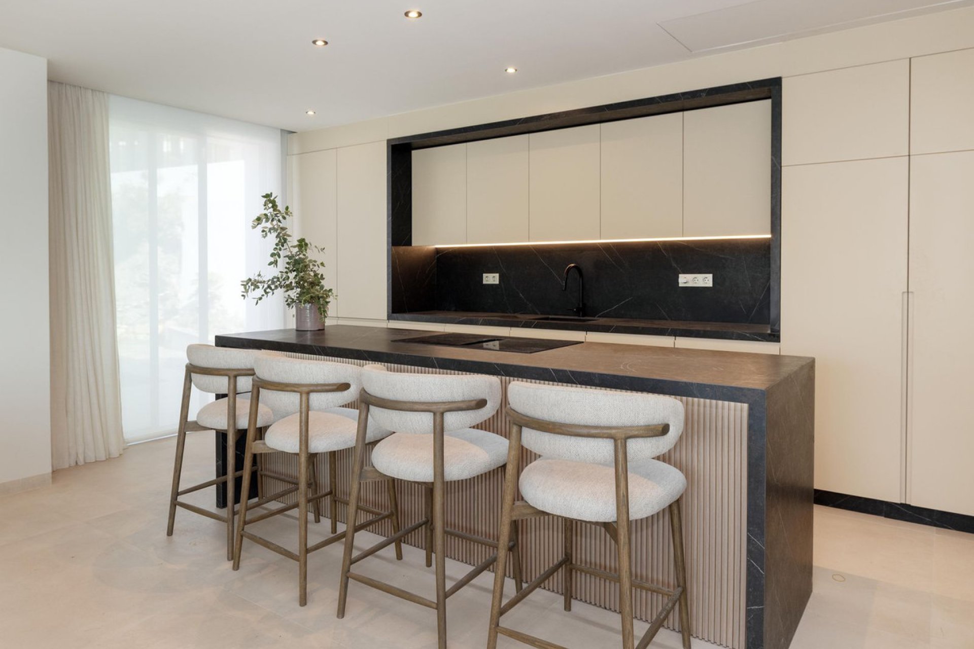 Reventa - House - Detached Villa - Benalmádena - Benalmadena Centro