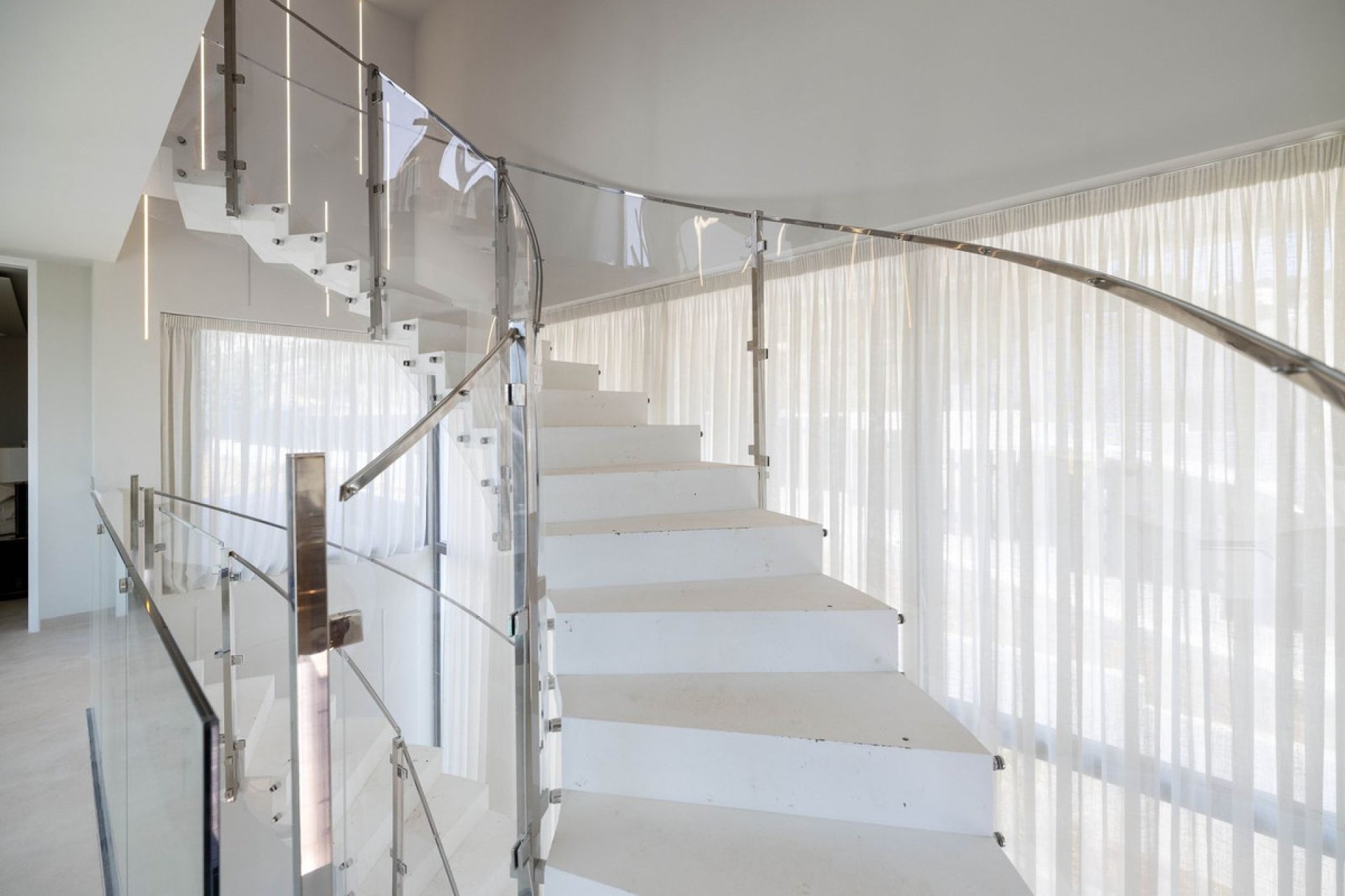 Reventa - House - Detached Villa - Benalmádena - Benalmadena Centro