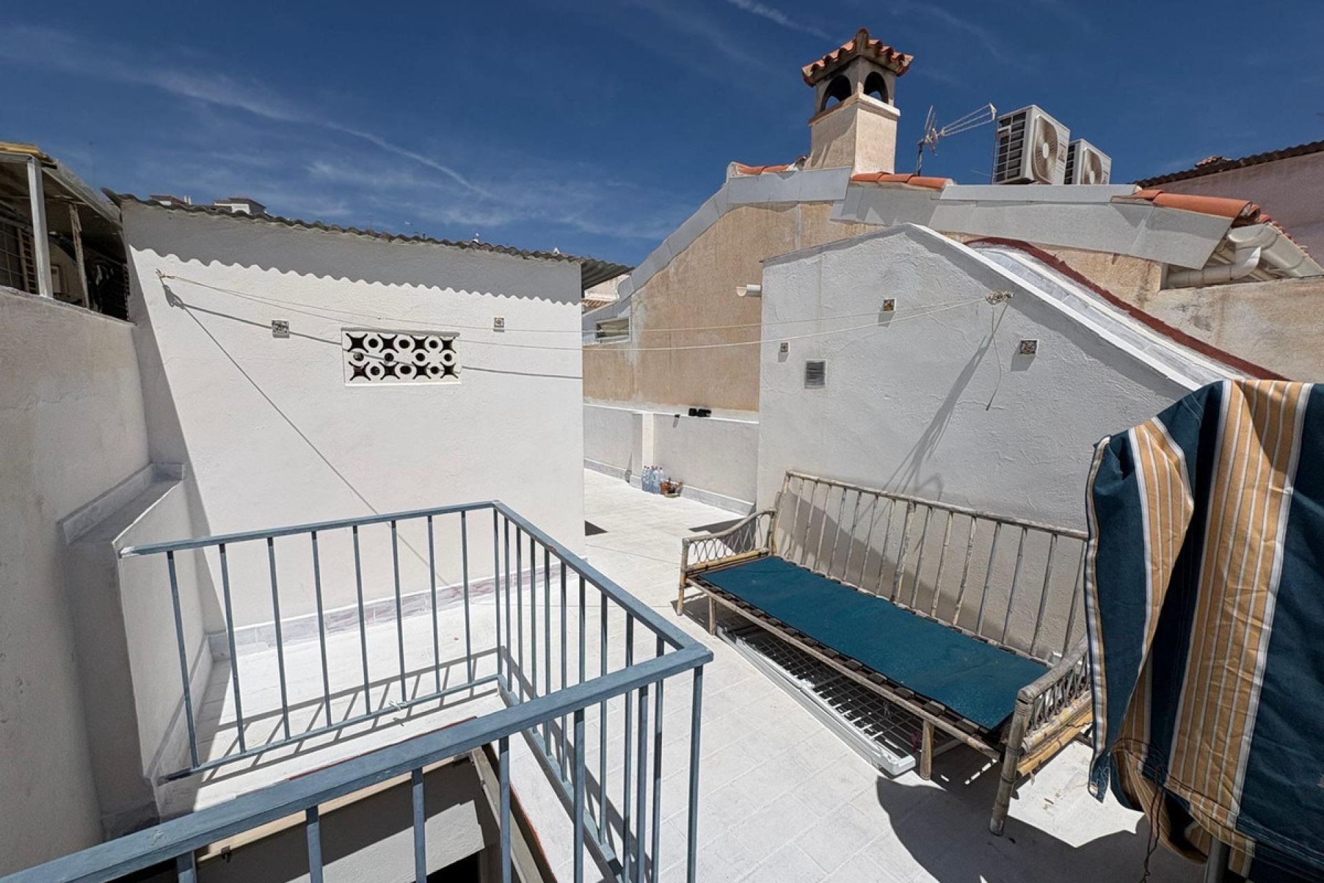 Reventa - House - Detached Villa - Benalmádena - Benalmadena Centro