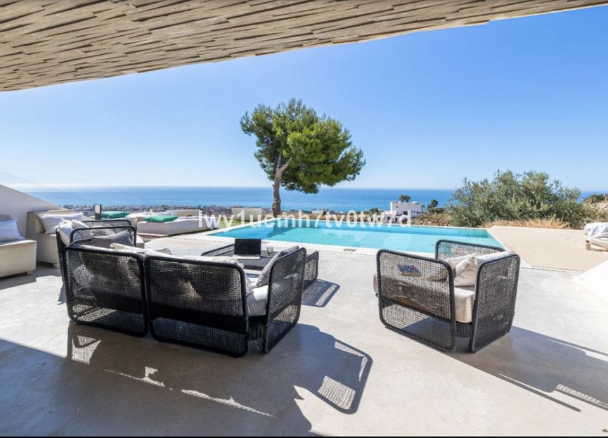 Reventa - House - Detached Villa - Benalmádena - Benalmadena Centro