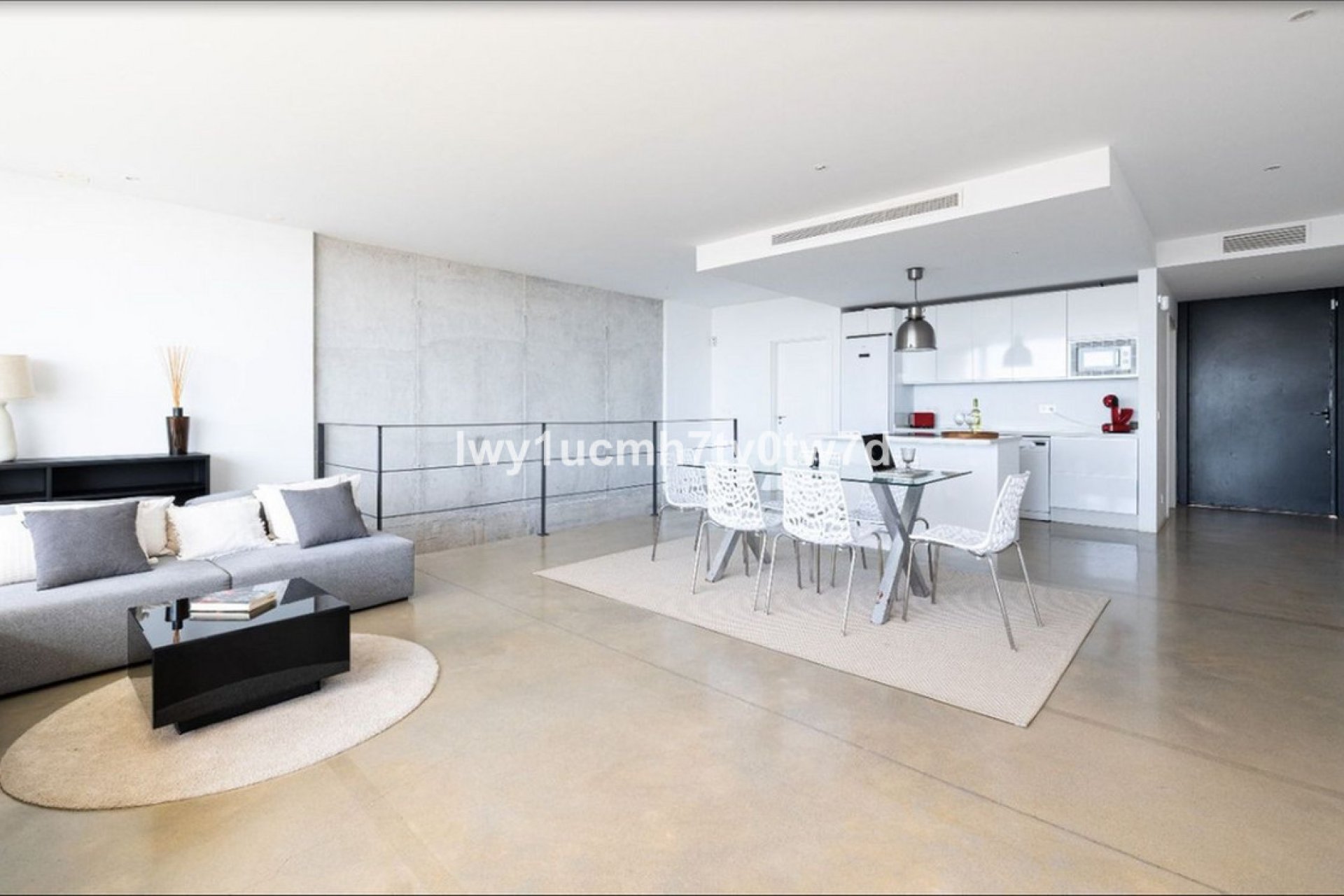 Reventa - House - Detached Villa - Benalmádena - Benalmadena Centro