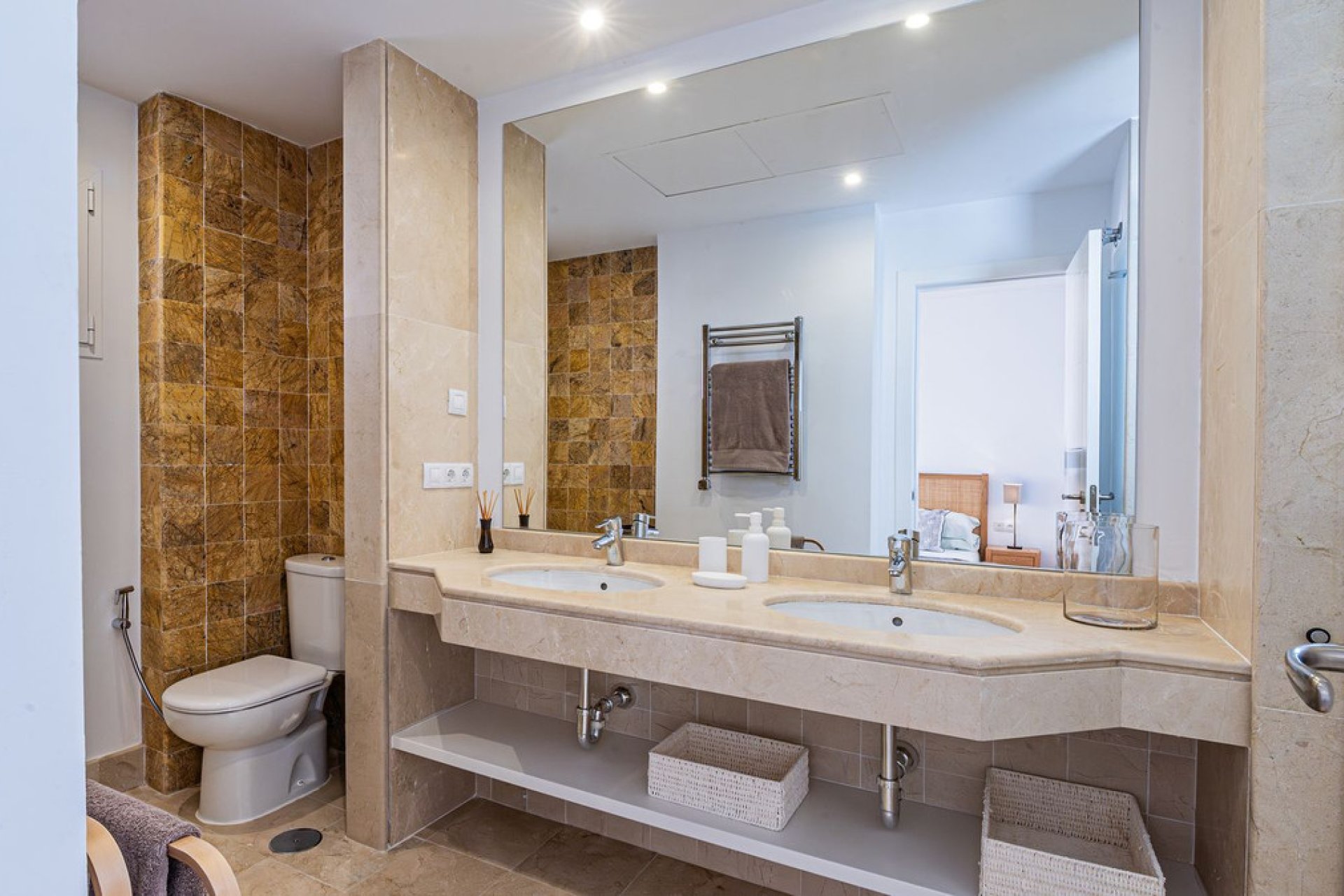 Reventa - House - Detached Villa - Benalmádena - Benalmadena Centro