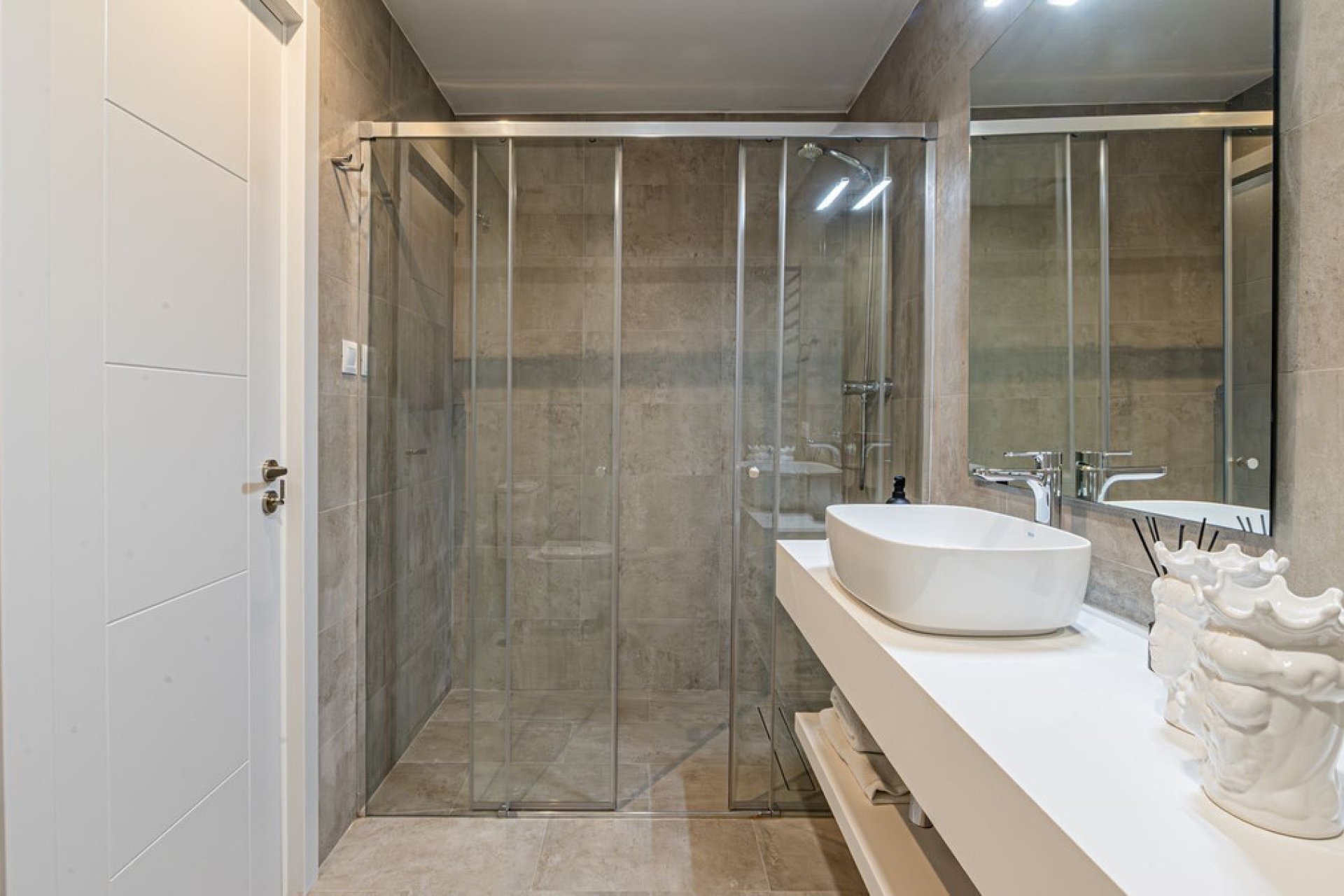 Reventa - House - Detached Villa - Benalmádena - Benalmadena Centro