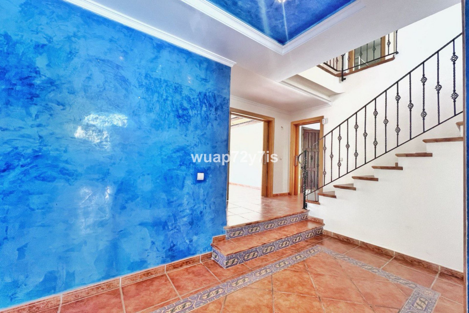 Reventa - House - Detached Villa - Benalmádena - Benalmadena Centro