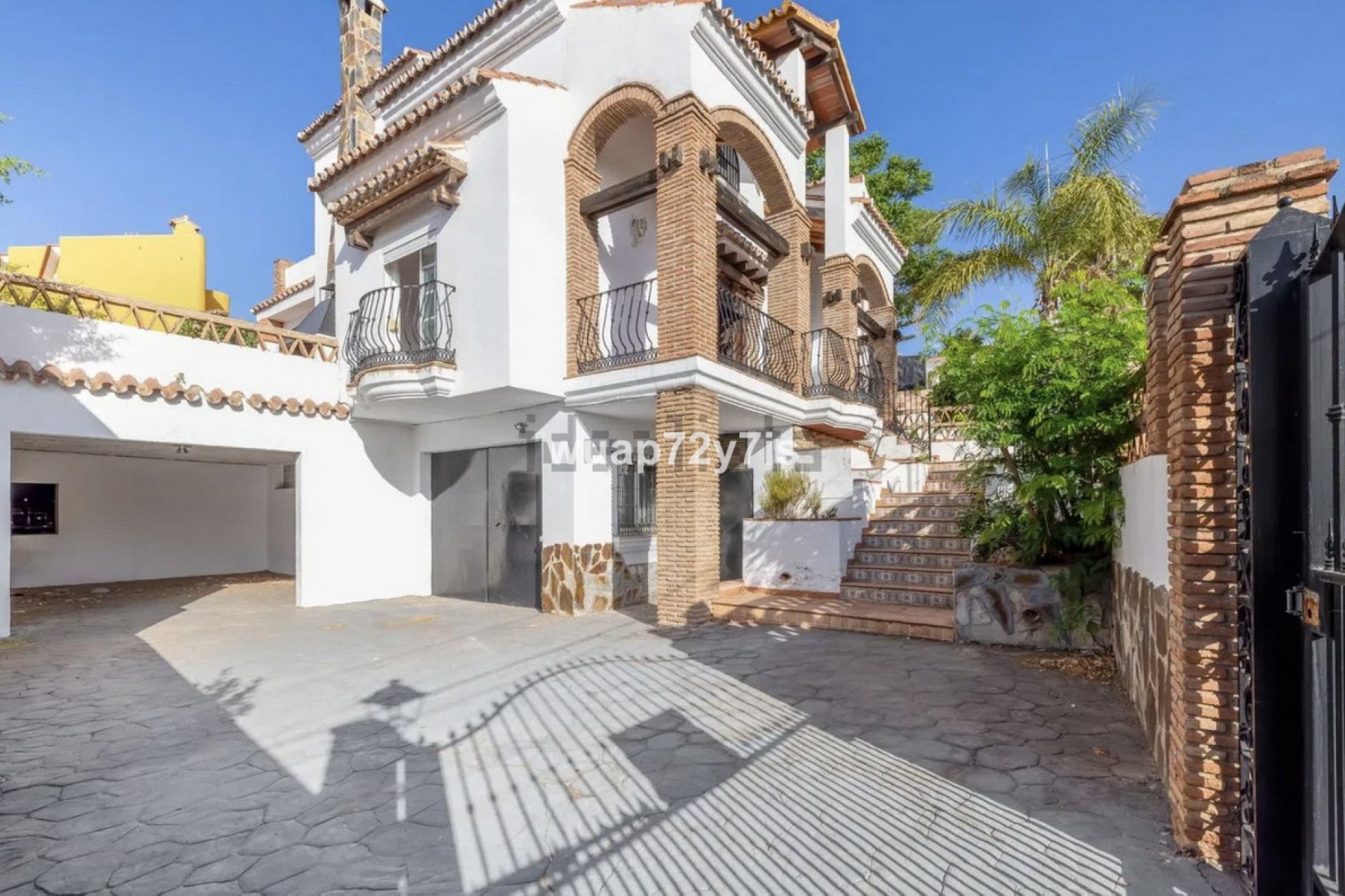 Reventa - House - Detached Villa - Benalmádena - Benalmadena Centro