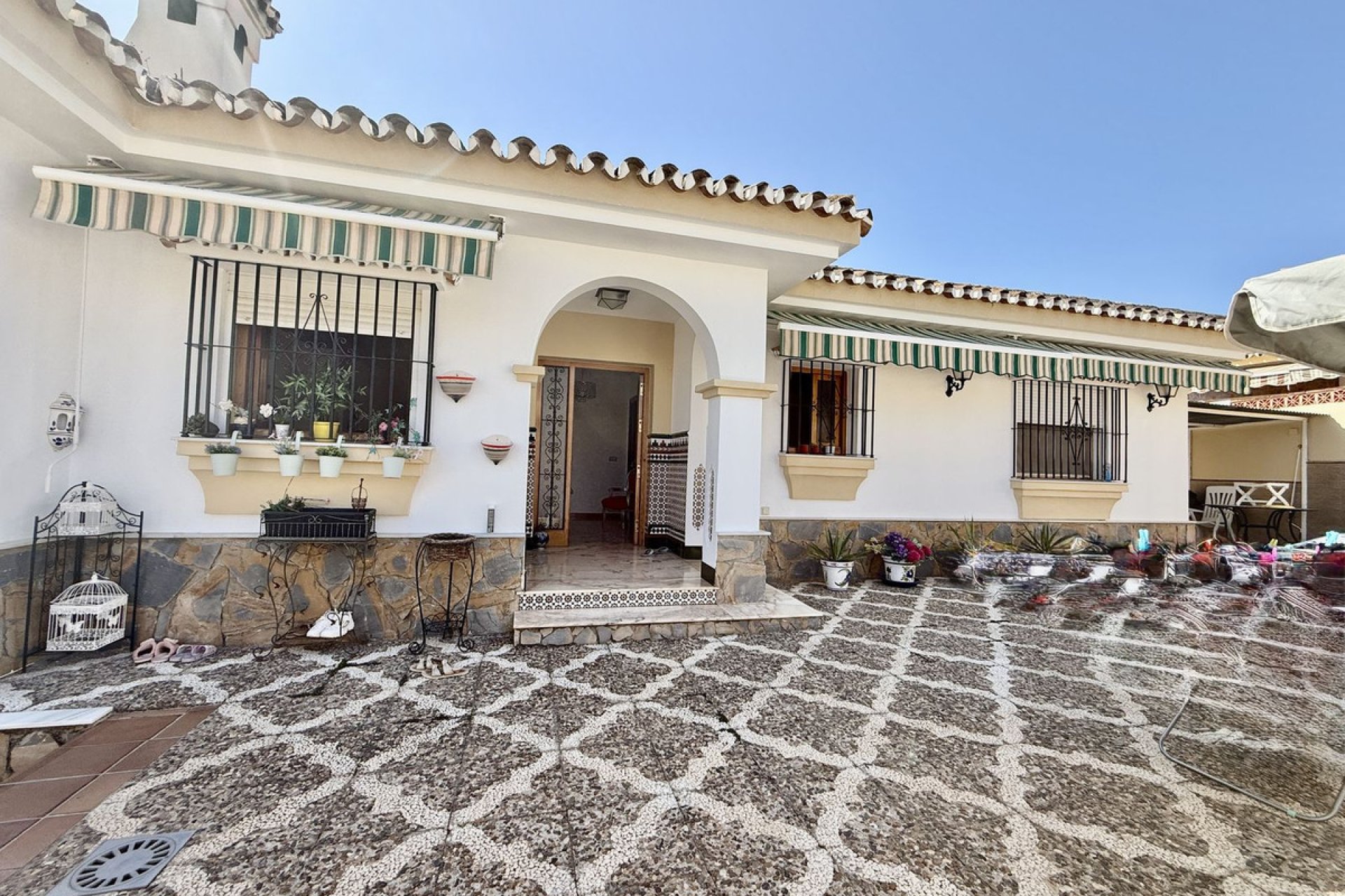 Reventa - House - Detached Villa - Benalmádena - Benalmadena Centro