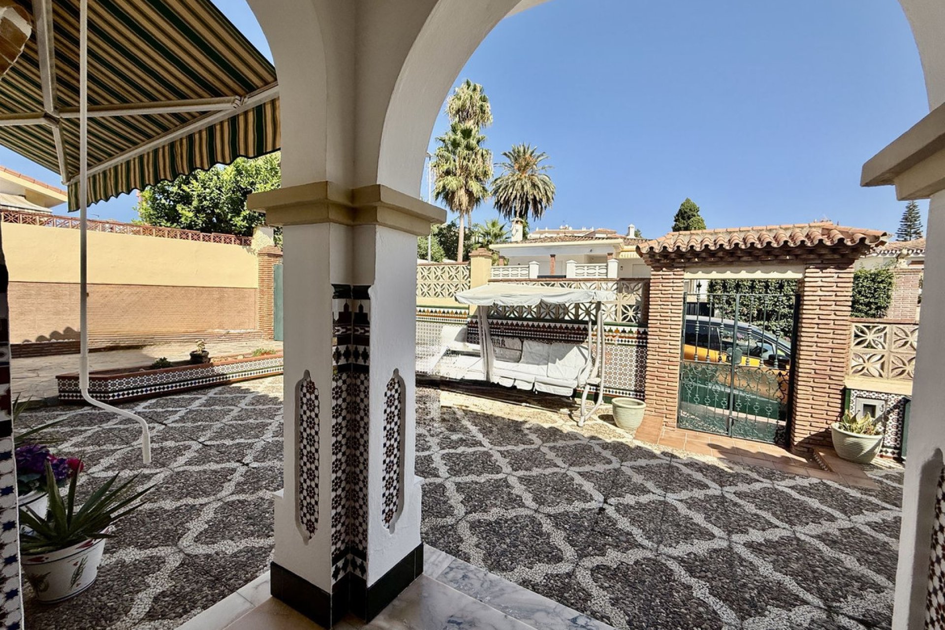 Reventa - House - Detached Villa - Benalmádena - Benalmadena Centro