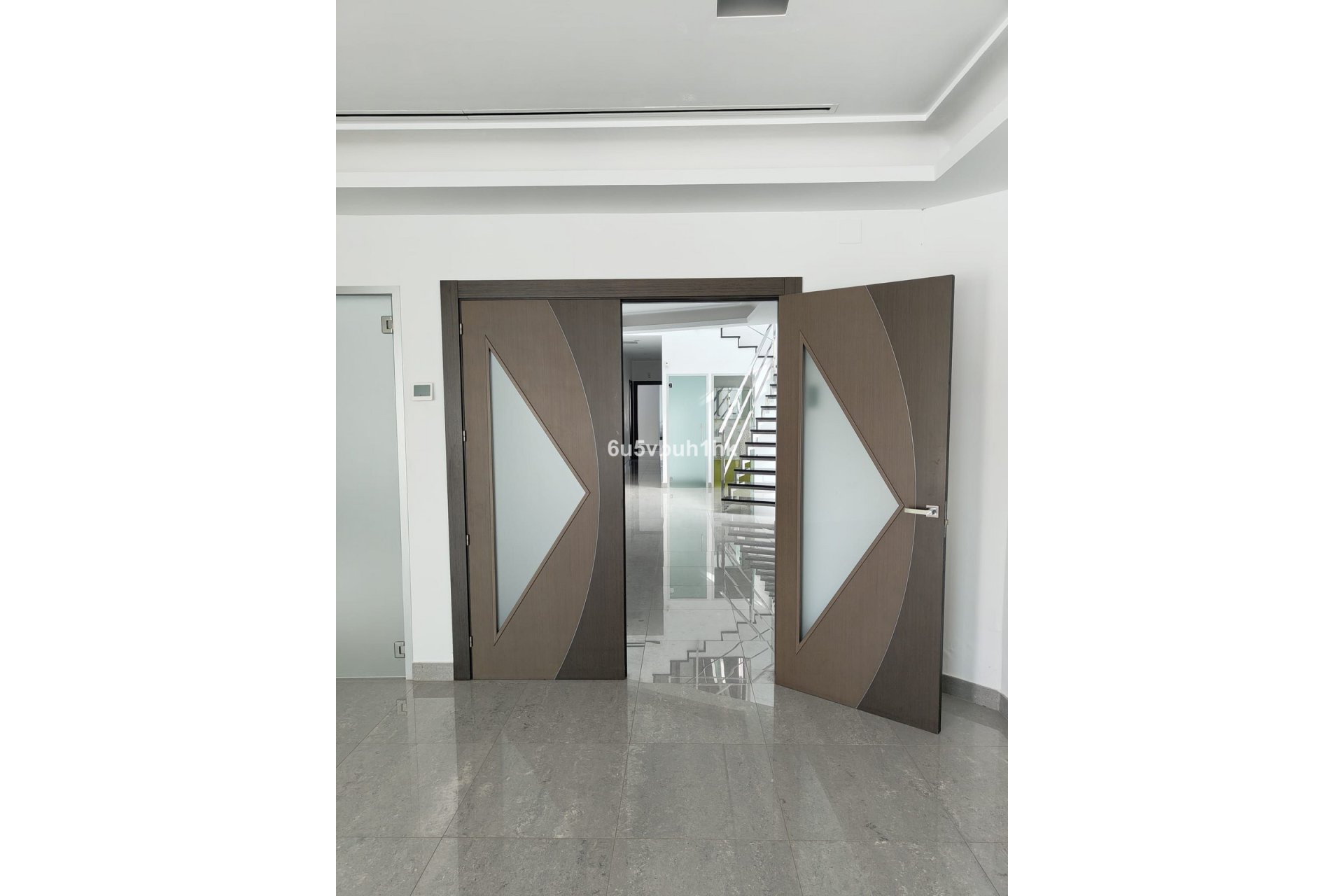 Reventa - House - Detached Villa - Benalmádena - Benalmadena Centro