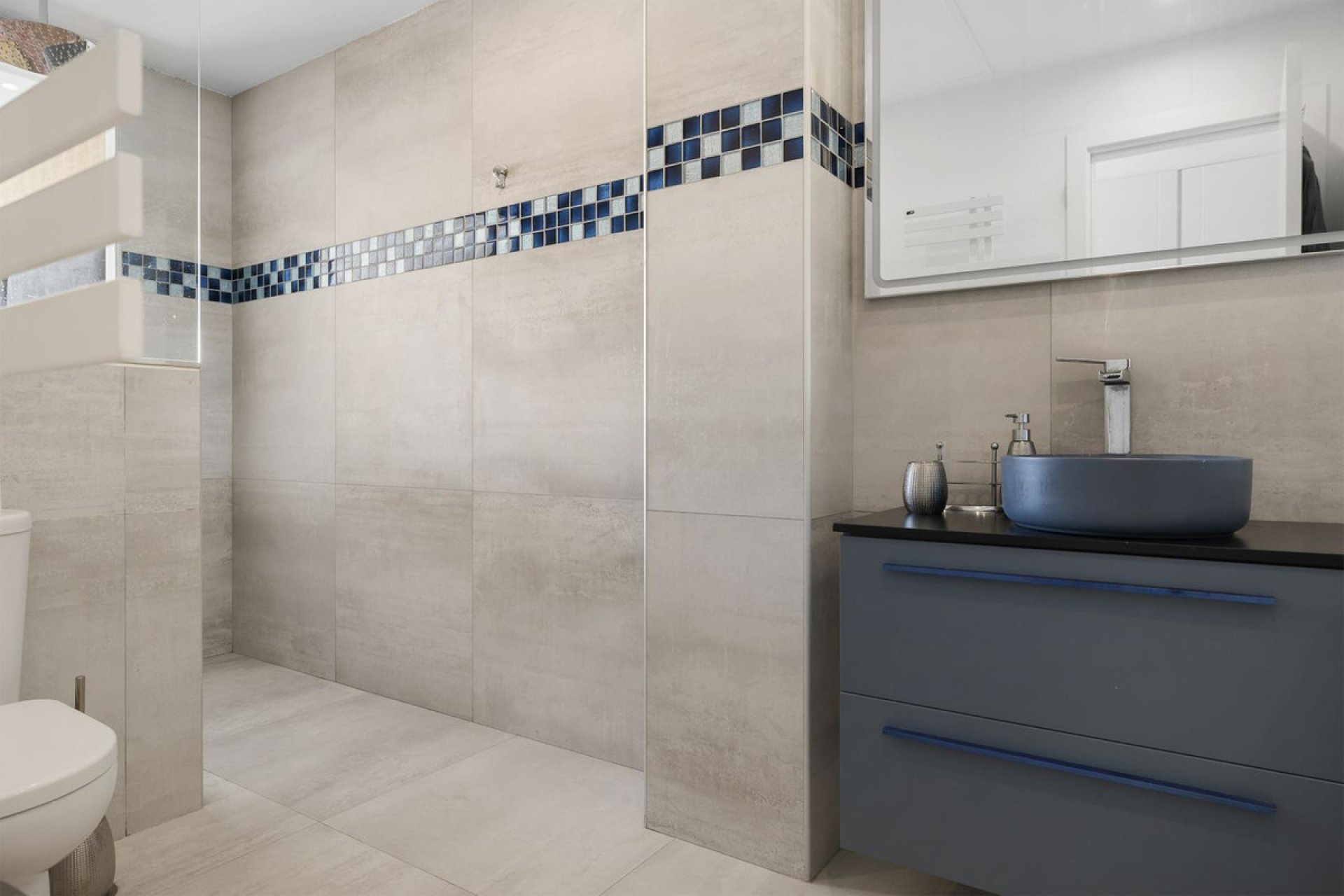 Reventa - House - Detached Villa - Benalmádena - Benalmadena Centro