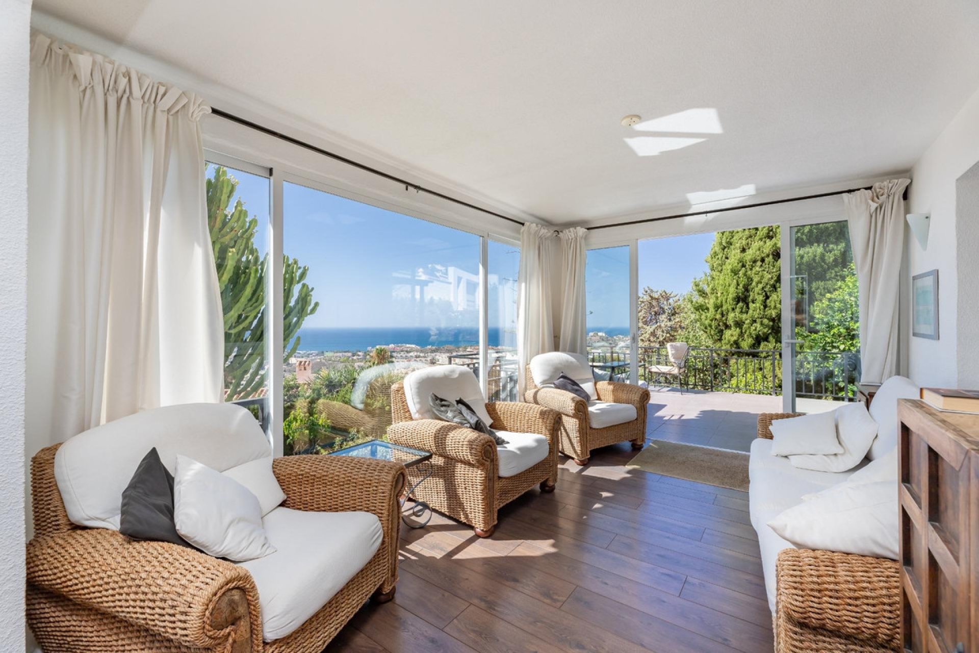 Reventa - House - Detached Villa - Benalmádena - Benalmadena Centro