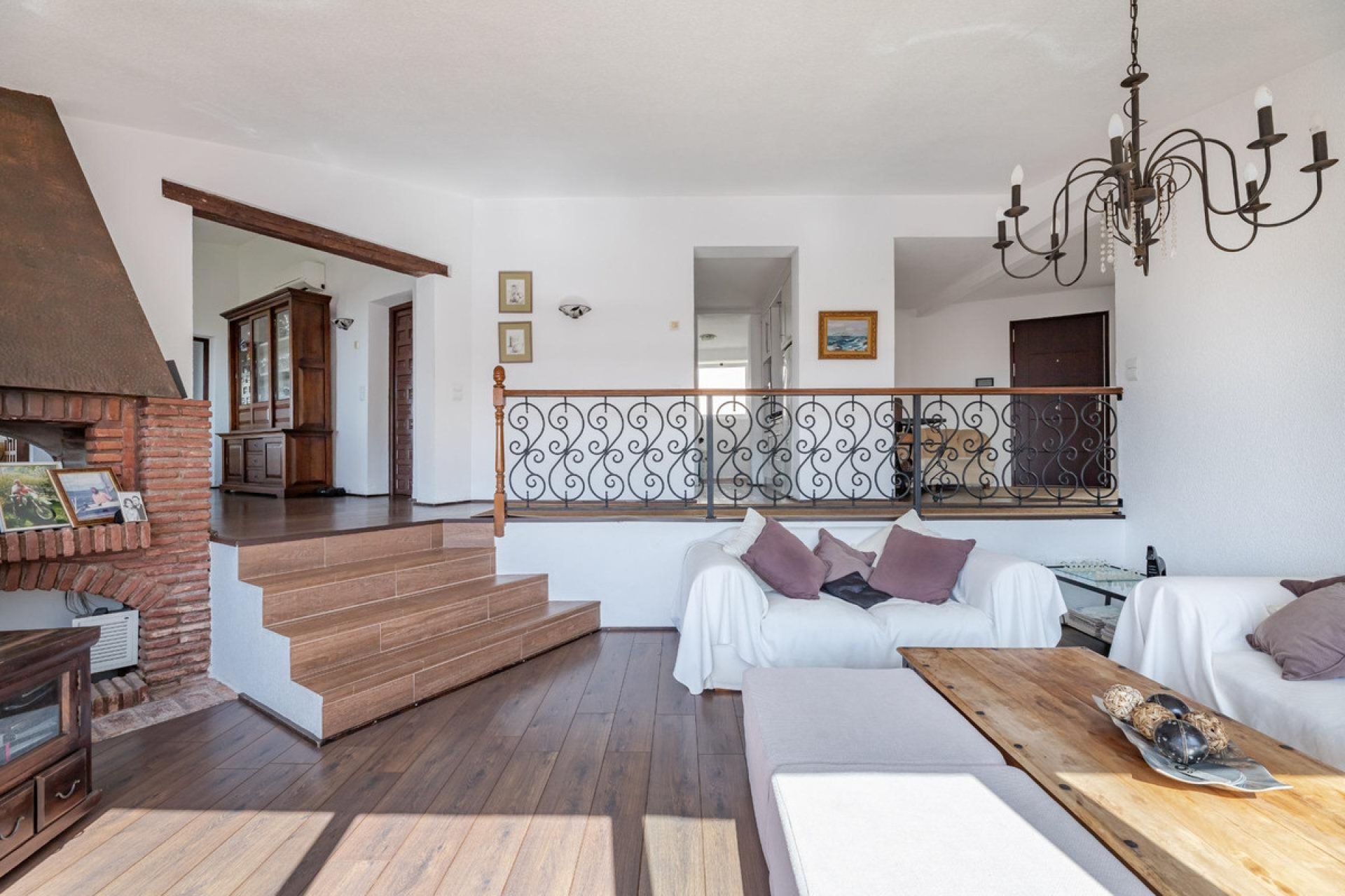 Reventa - House - Detached Villa - Benalmádena - Benalmadena Centro