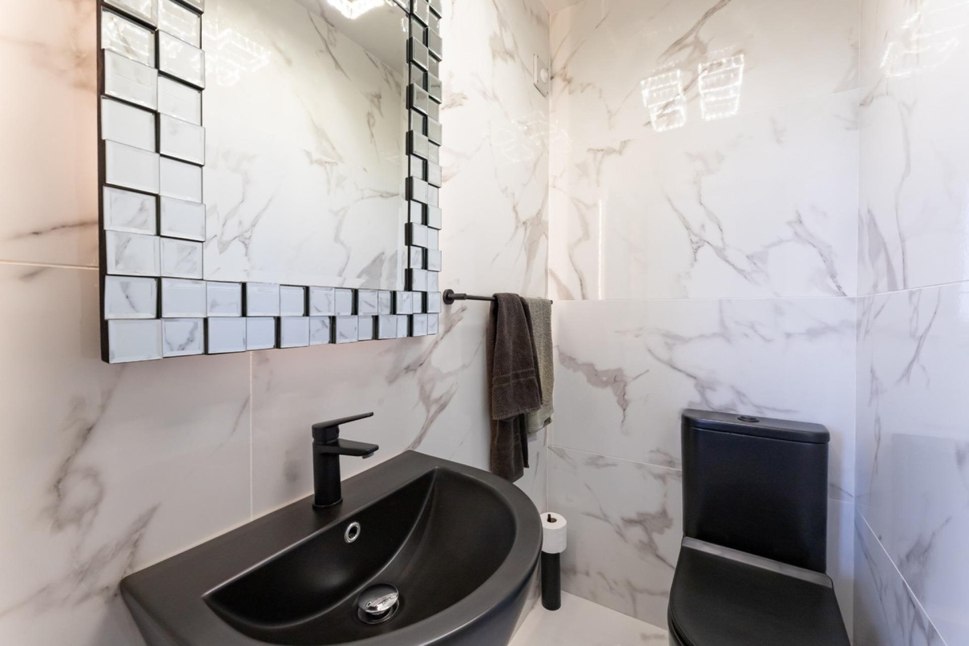 Reventa - House - Detached Villa - Benalmádena - Benalmadena Centro