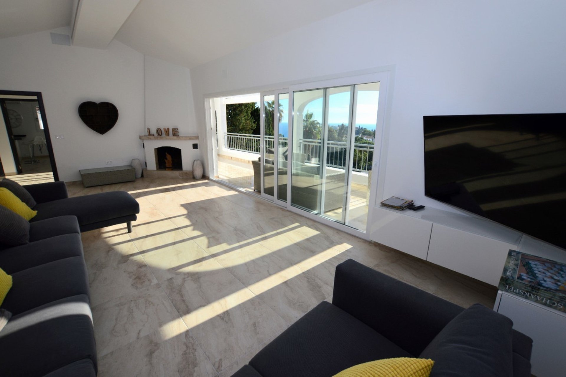 Reventa - House - Detached Villa - Benalmádena - Benalmadena Centro