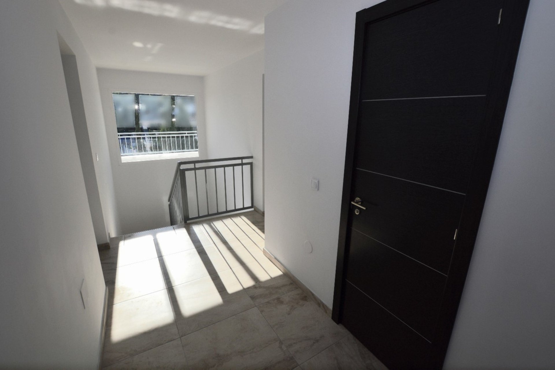 Reventa - House - Detached Villa - Benalmádena - Benalmadena Centro