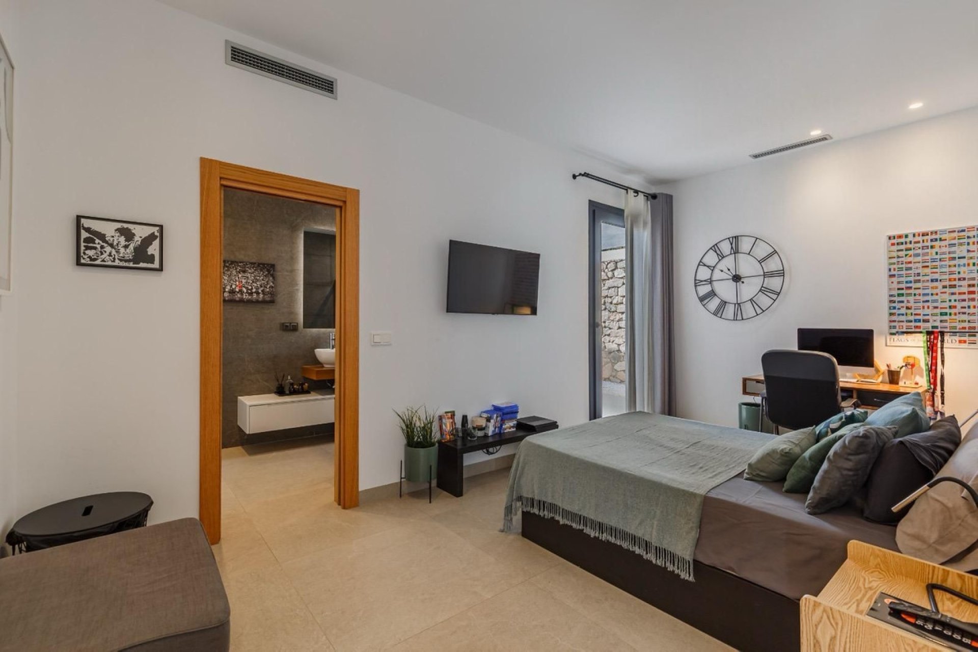 Reventa - House - Detached Villa - Benalmádena - Benalmadena Costa