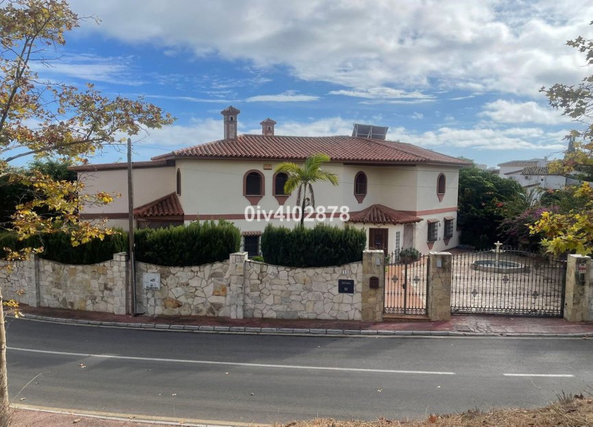 Reventa - House - Detached Villa - Benalmádena - Benalmadena Costa