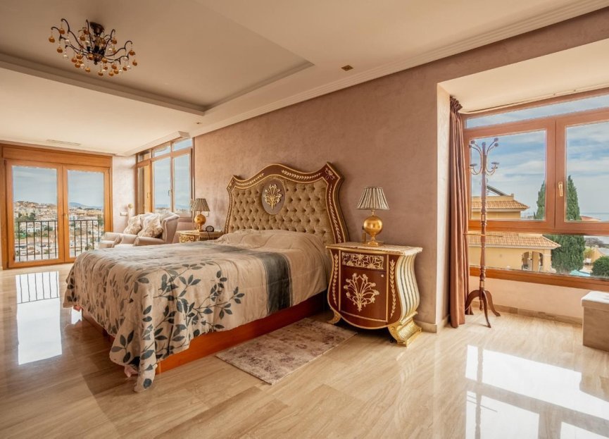 Reventa - House - Detached Villa - Benalmádena - Benalmadena Costa