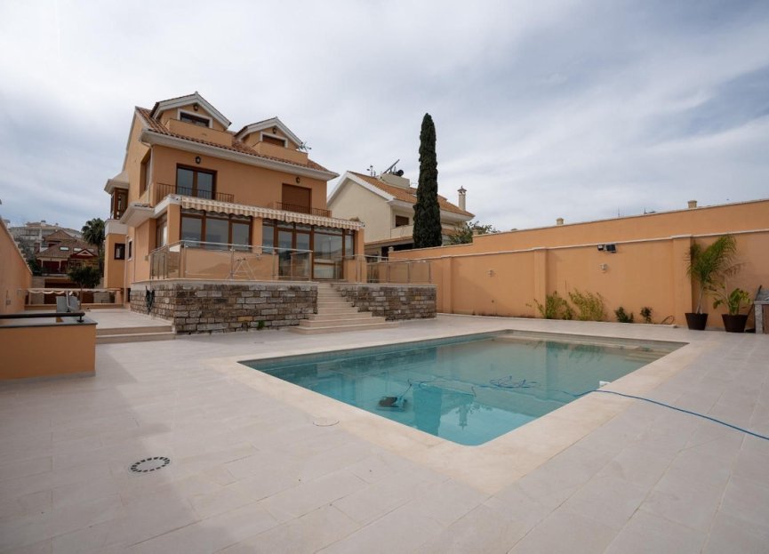 Reventa - House - Detached Villa - Benalmádena - Benalmadena Costa