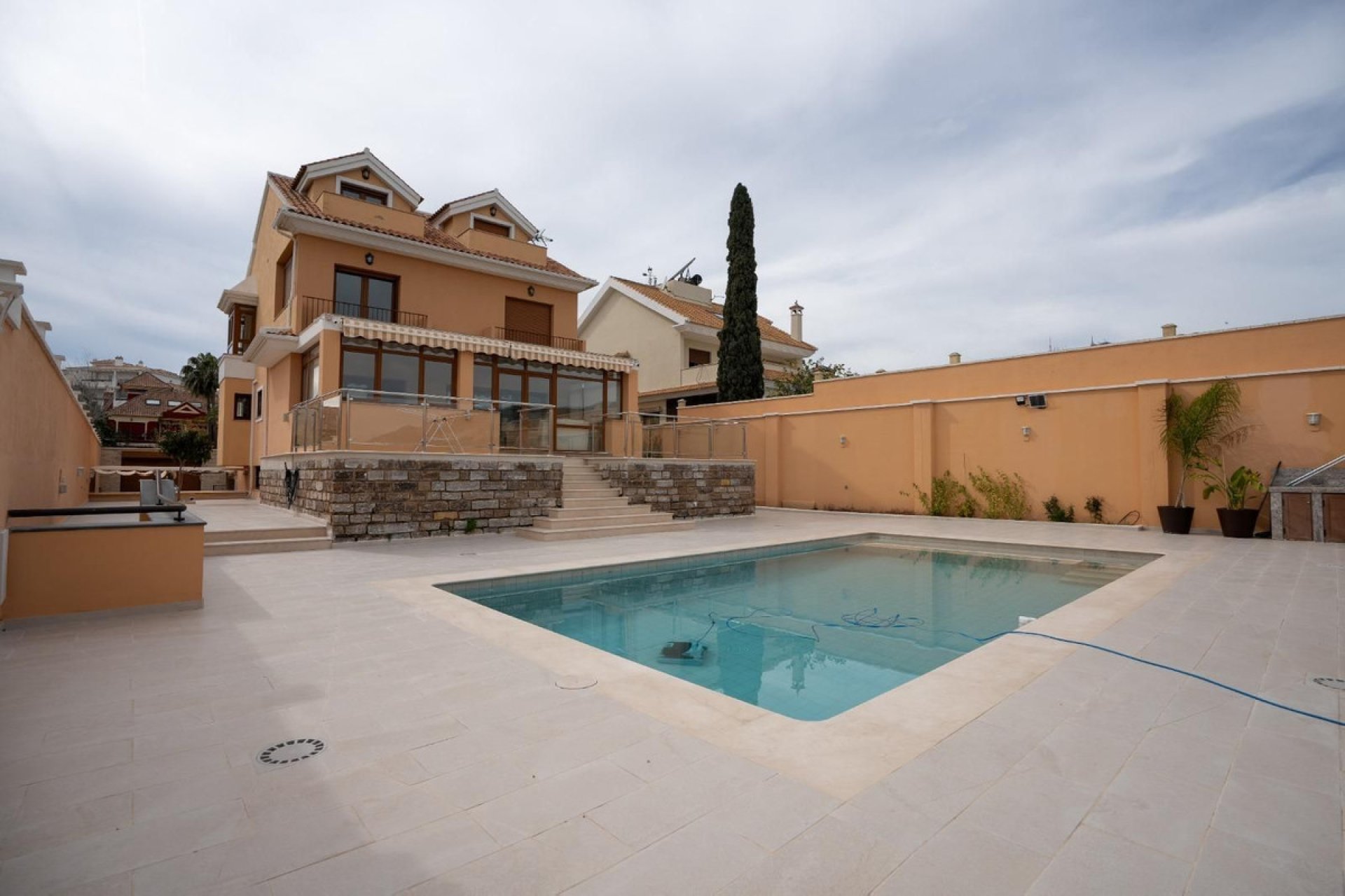 Reventa - House - Detached Villa - Benalmádena - Benalmadena Costa