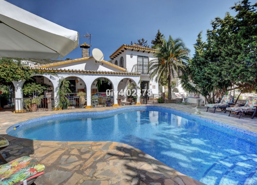 Reventa - House - Detached Villa - Benalmádena - Benalmadena Pueblo