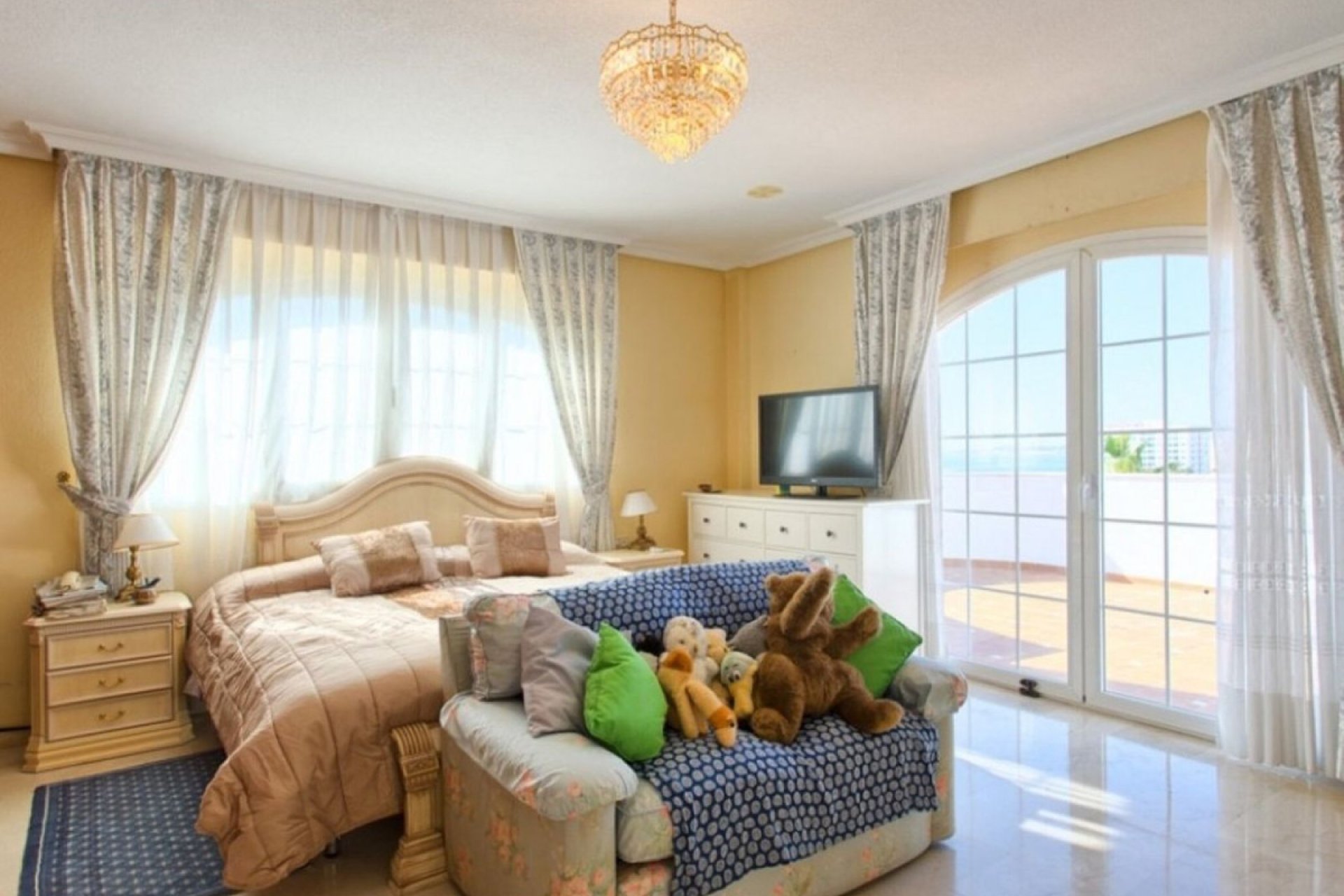 Reventa - House - Detached Villa - Benalmádena - Torrequebrada