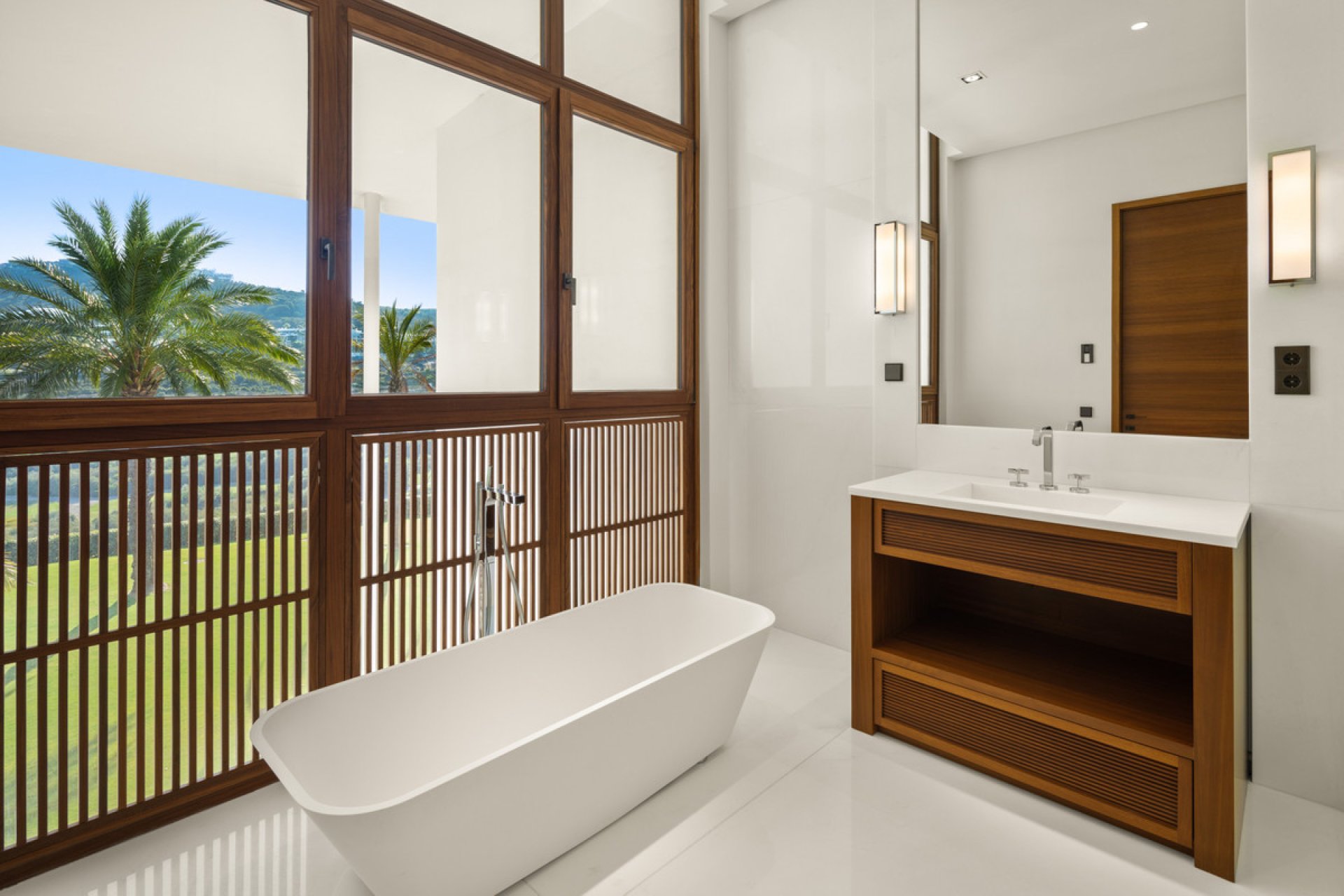 Reventa - House - Detached Villa - Casares - Casares Centro