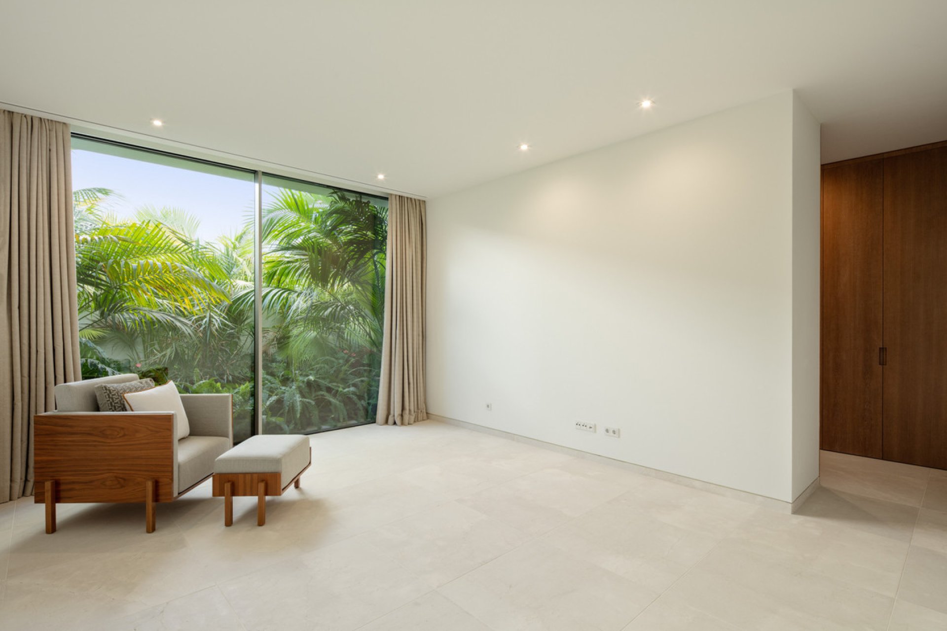 Reventa - House - Detached Villa - Casares - Casares Centro