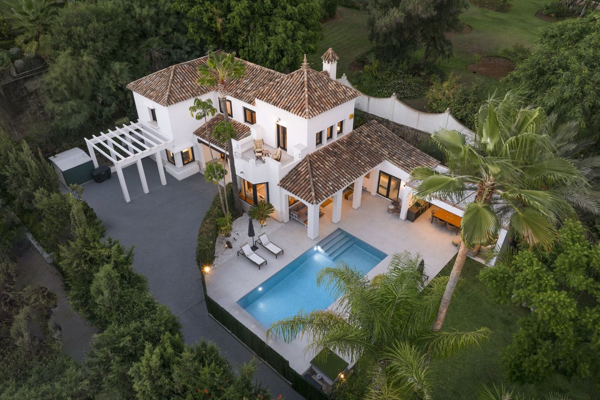 Reventa - House - Detached Villa - El Paraiso - El Paraíso