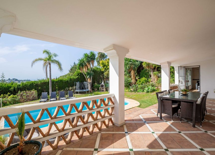 Reventa - House - Detached Villa - El Paraiso - El Paraíso