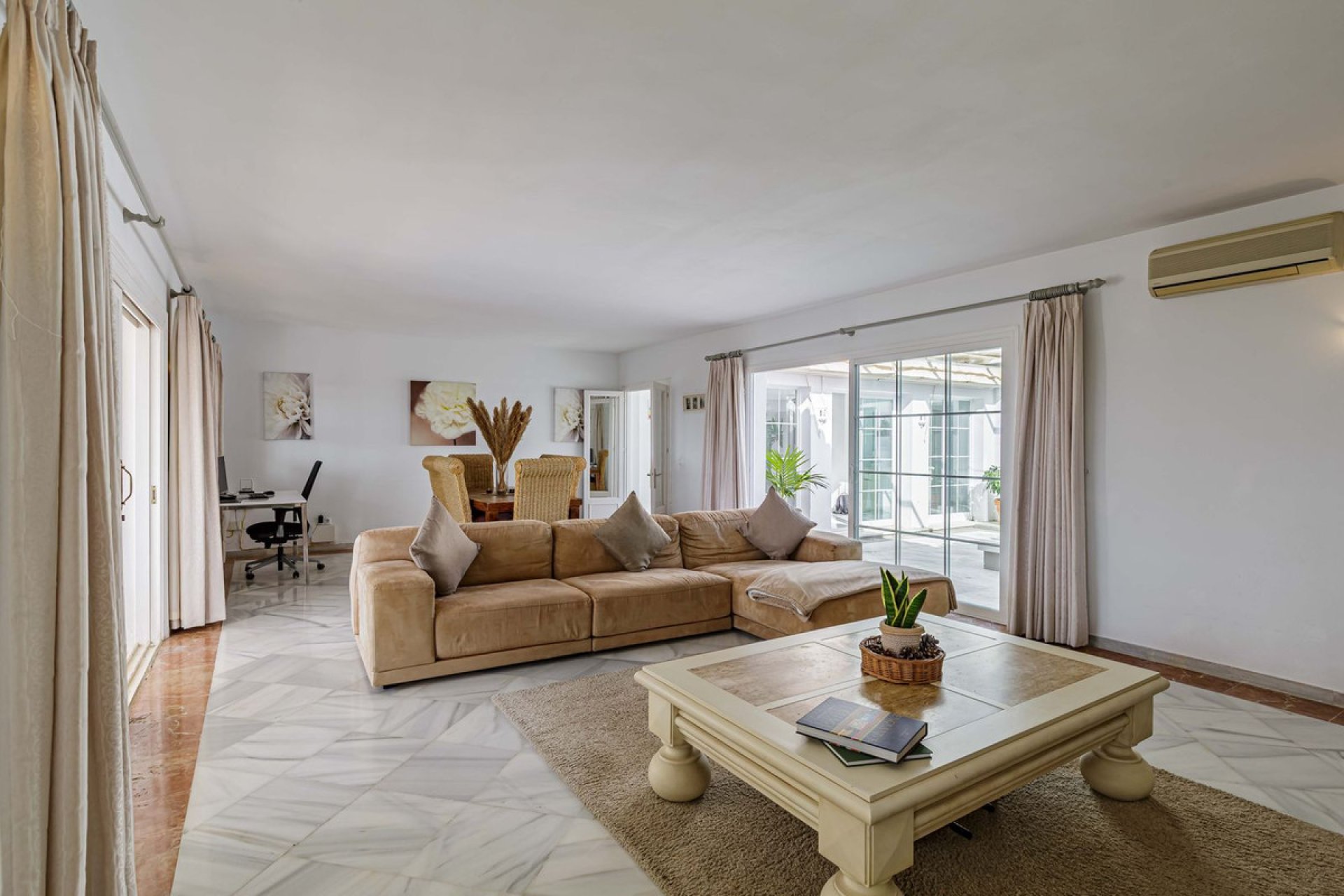 Reventa - House - Detached Villa - El Paraiso - El Paraíso