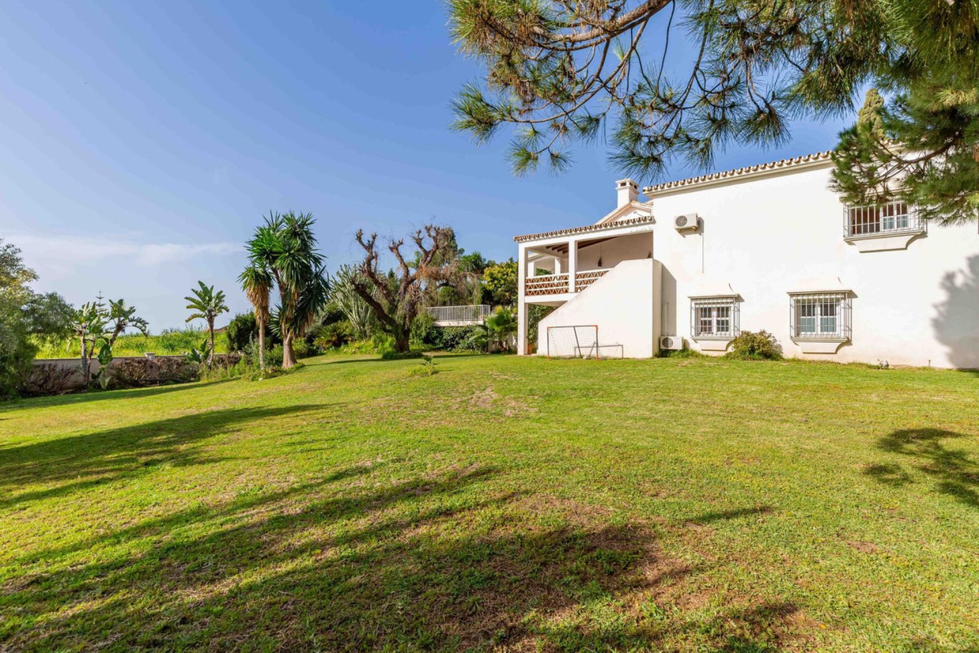 Reventa - House - Detached Villa - El Paraiso - El Paraíso