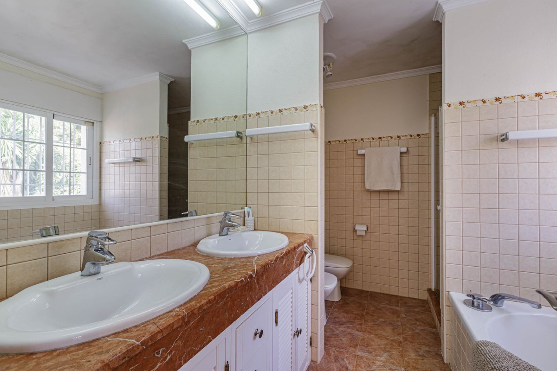 Reventa - House - Detached Villa - El Paraiso - El Paraíso