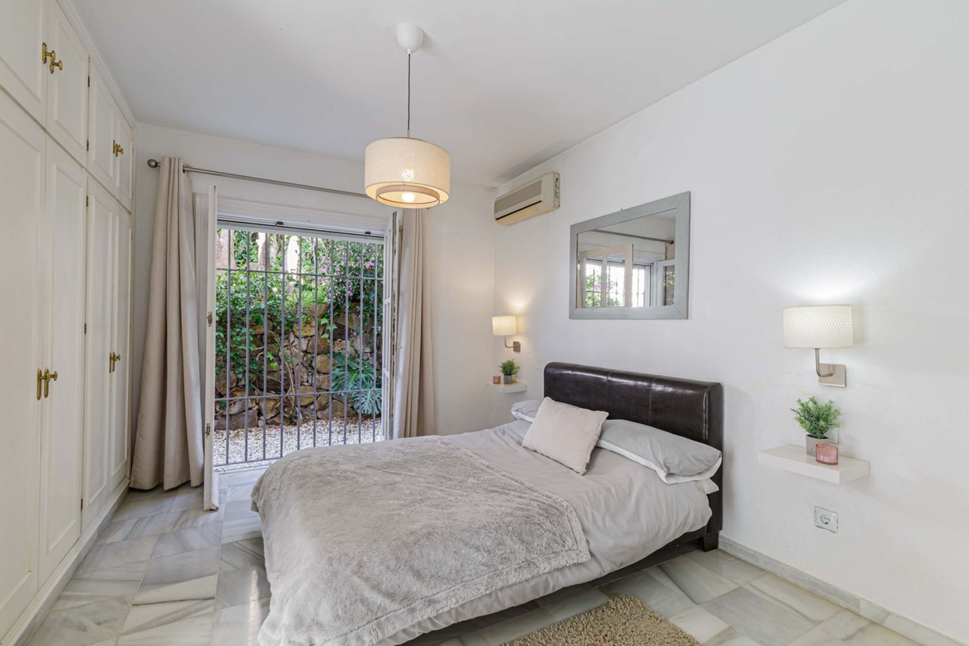 Reventa - House - Detached Villa - El Paraiso - El Paraíso