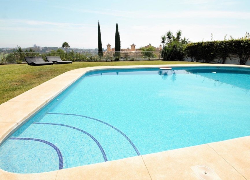 Reventa - House - Detached Villa - El Paraiso - El Paraíso