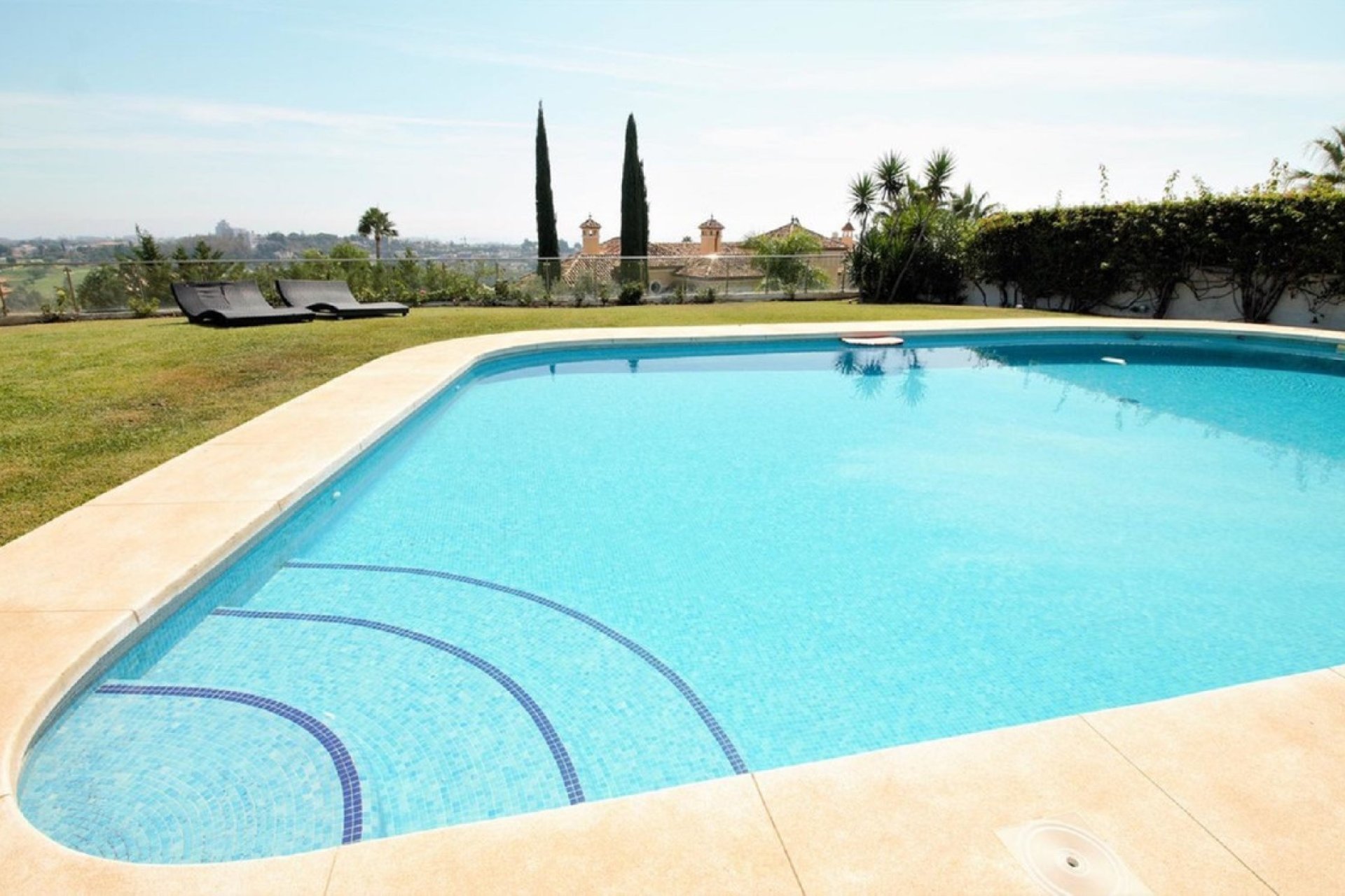 Reventa - House - Detached Villa - El Paraiso - El Paraíso