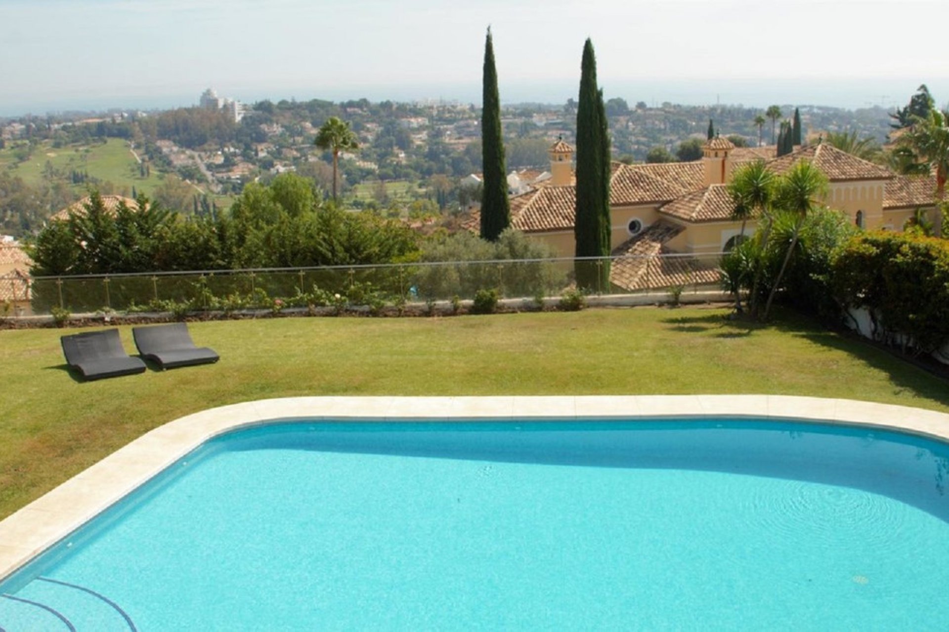 Reventa - House - Detached Villa - El Paraiso - El Paraíso